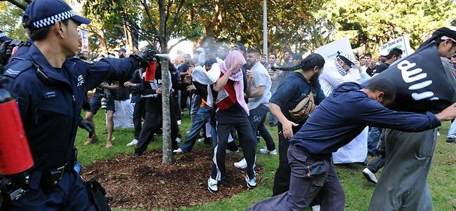 Police spray Islamists