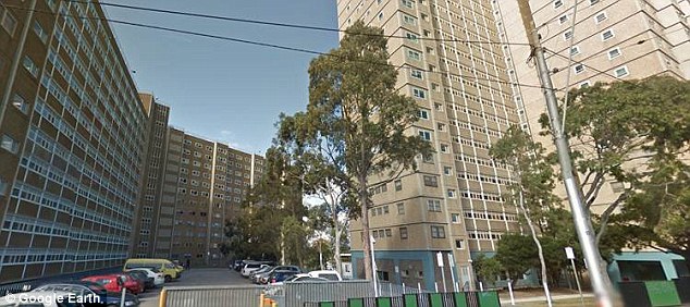 Carlton Housing Commission slums for Sudanese refugee gangs